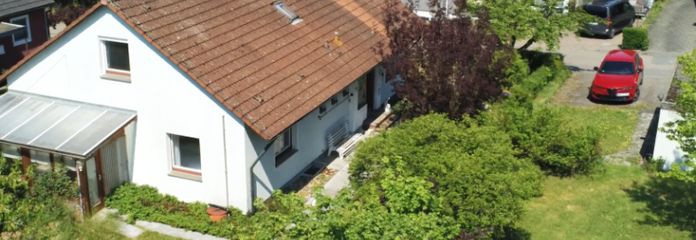 Großes, sonniges Traumgrundstück m. Einfamilienhaus und viel Platz zur freien Entfaltung!