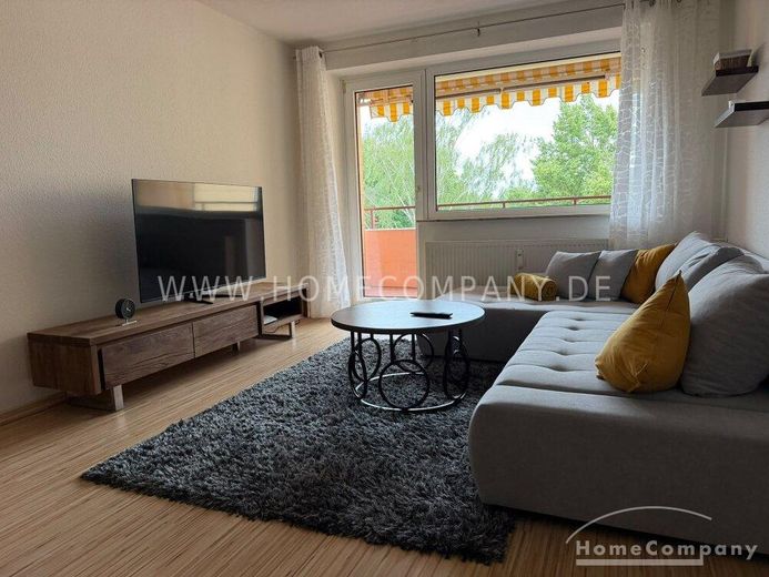 2 Zi.-Wohnung, möbliert, 4. OG, mit Loggia. – 1c95fc96bccdf4f66dbf32a8ccb7ea40b59be48b.jpg