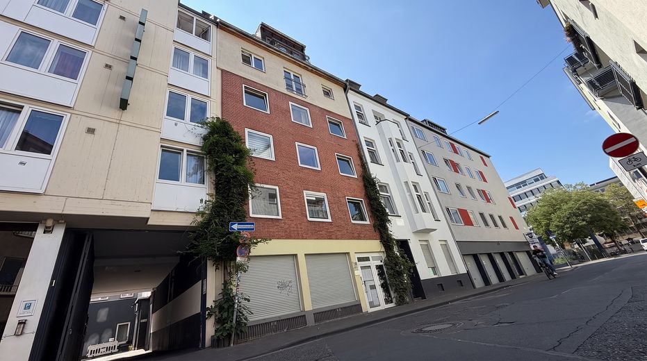 Charmante 3-Zimmer-Wohnung mit großzügigem Balkon im Mauritius Viertel, Köln – Außenwand 1