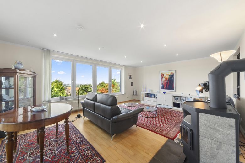 Architektenhaus mit traumhaftem Ausblick über Northeim und das Leinetal zu verkaufen – फोटो 6
