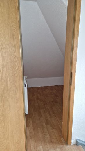 Familienfreundliche 4-Zimmer-Maisonettewohnung mit Terrasse in Berlin-Johannisthal – Abtellraum