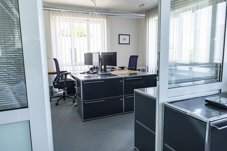 Einzelbüro_verglast