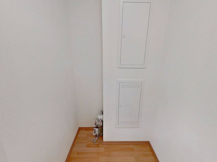 Moderne 3-Zimmer-Wohnung mit EBK und großem Balkon! – Abstellraum