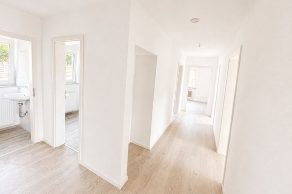 Eerste bewoning na algehele renovatie #licht #overstroomdmetlicht #4-kamerappartement #zuidbalkon #inbouwkeuken