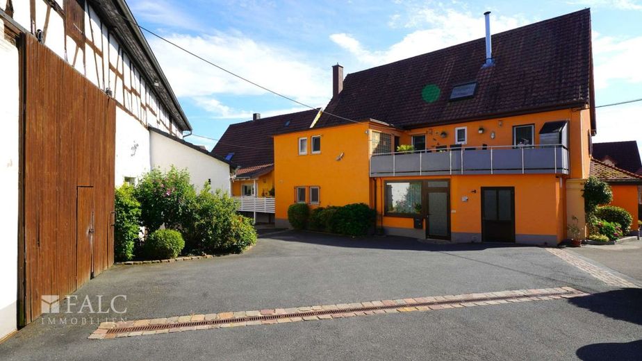 Mit Charme, Scheune und XXL - Bauplatz - FALC Immobilien Heilbronn – Willkommen