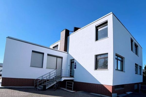 Sanierte Gewerbeimmobilie mit ca. 73.000 € JNKM –Solide Kapitalanlage mit nachhaltigem Ertrag