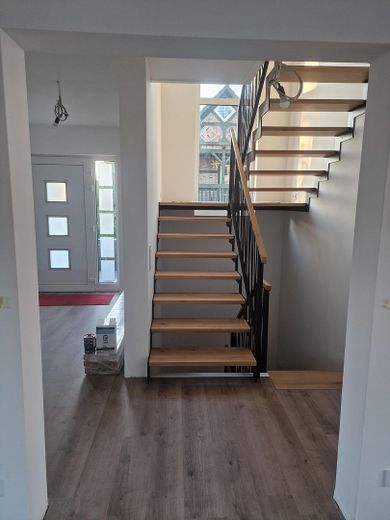 Erdgeschoss Podesttreppe 