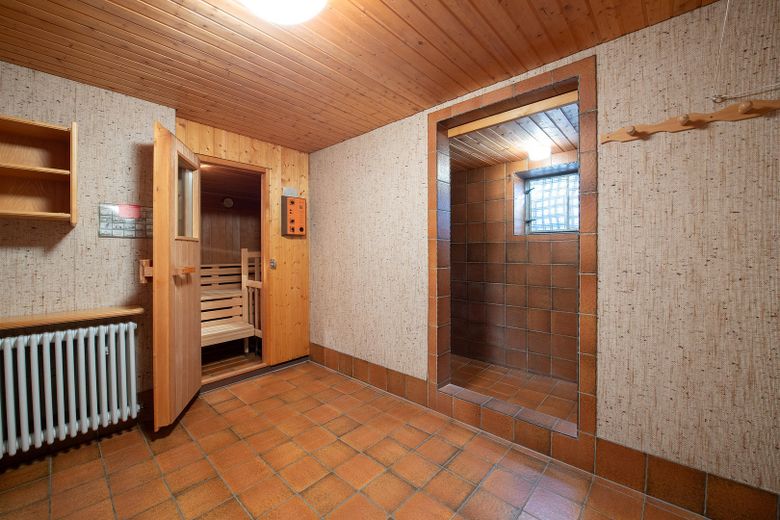 Sauna und Dusche