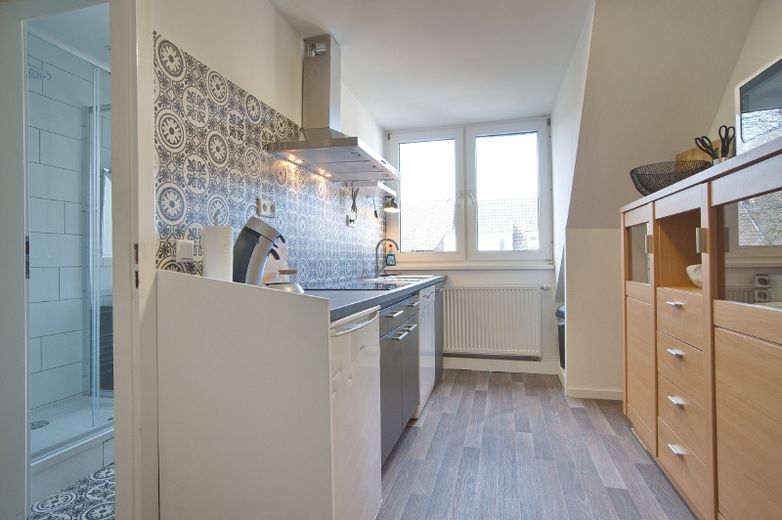 Erstbezug: Neu renovierte und ansprechend eingerichtete Wohnung in ruhiger, zentraler Wohnlage, Internetzugang vorhanden – 3e83be6e972539d37508f90850ed27803f1e1c57.jpg