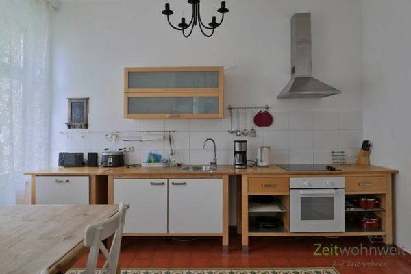 (EF1148_M) Dresde: Blasewitz, apartamento amueblado en planta baja elevada con cocina-salón y balcón, plaza de aparcamiento