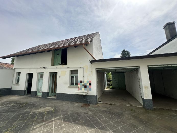 Optionaler Schuppen/Garage