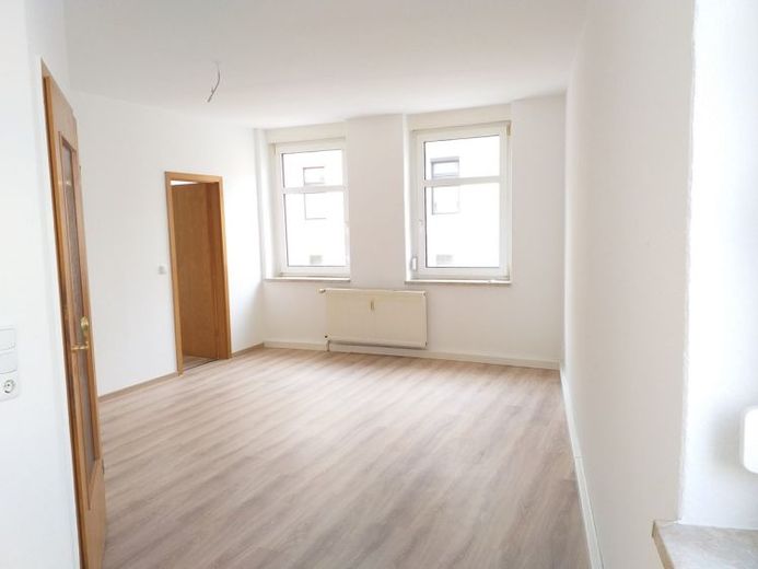 gemütliche 2-Zimmer Wohnung im Erdgeschoss, Einbauküche zu 30,- EUR monatl. zusätzlich – Foto 1
