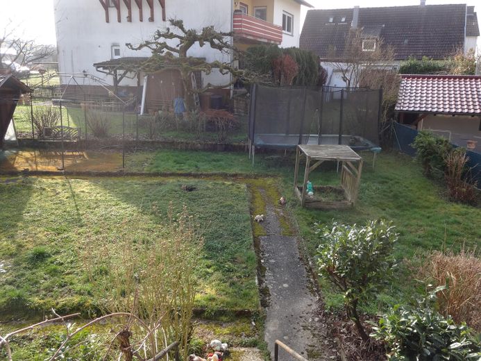 Garten rechte Seite