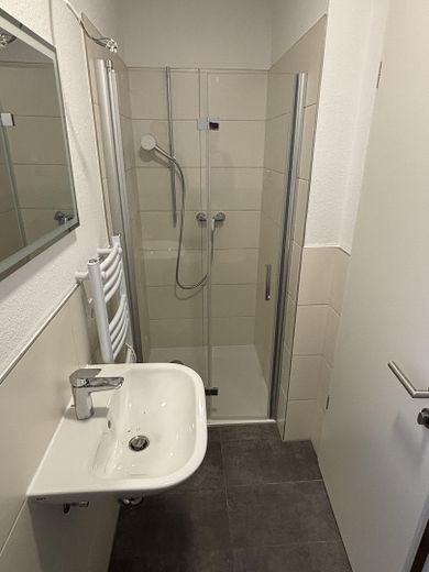 Nouveau projet haut de gamme : 3-4 pièces avec faibles charges (bâtiment KFW55) – Beispiel Ausstattung G-Bad