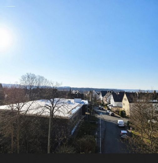 Kernsanierte und lichtdurchflutete 1-Zimmer Wohnung mit Balkon und Fernblick in Stuttgart-Weilimdorf – Foto 1