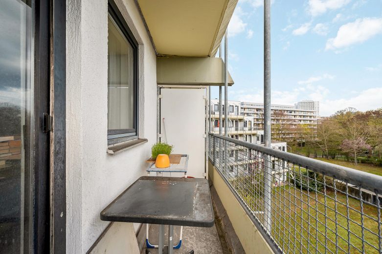 exklusive 6,2% Rendite, gut vermietete helle Wohg.+Balkon +Kellerraum + Stellpl. ohne Makler, #3012 – Foto 8