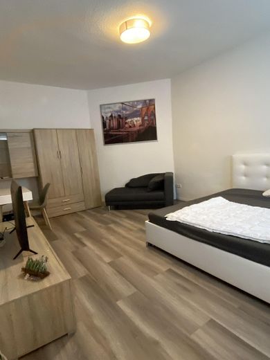 Oase in frisch renoviertem Design Apartment mit Einbauküche inkl. WLAN in TOP zentraler Lage – Foto 4