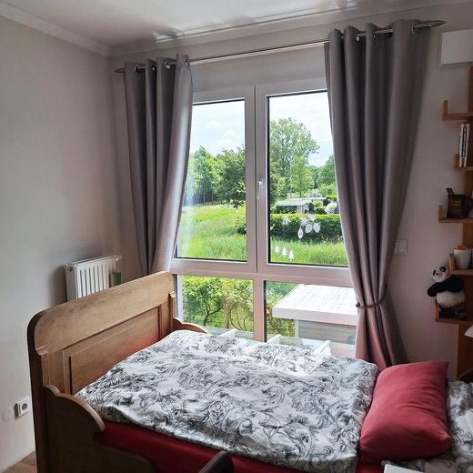 Oberneuland: Like-new end-of-terrace house with green views, roof terrace – commission-free – Zimmer 1 mit Grünblick