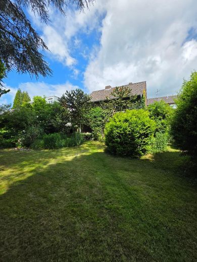Freistehendes Dornröschen in toller Lage (von privat) – Garten (Süd)