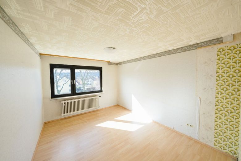 Die Perle im Dornröschenschlaf - RMH in idyllischer Ruhe – OG Elternschlafzimmer