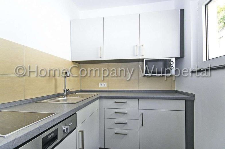 Business apartment with DSL and cleaning service in downtown Wuppertal-Elberfeld – 5231d75fac4cf55d8f601da635c74d6b44c934a8.jpg