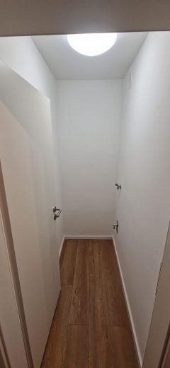 Möblierte 2,5-Zimmer-Wohnung mit Balkon nahe Wöhrder Wiese – Abstellraum