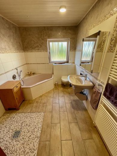 Badezimmer EG