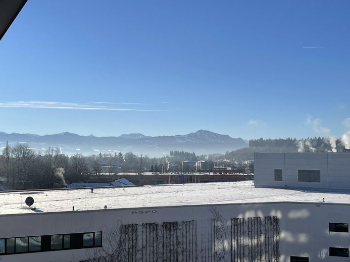 Großzügige 2,5-Zimmer Wohnung mit Einbauküche zentral in Kempten – Blick Schlafzimmer