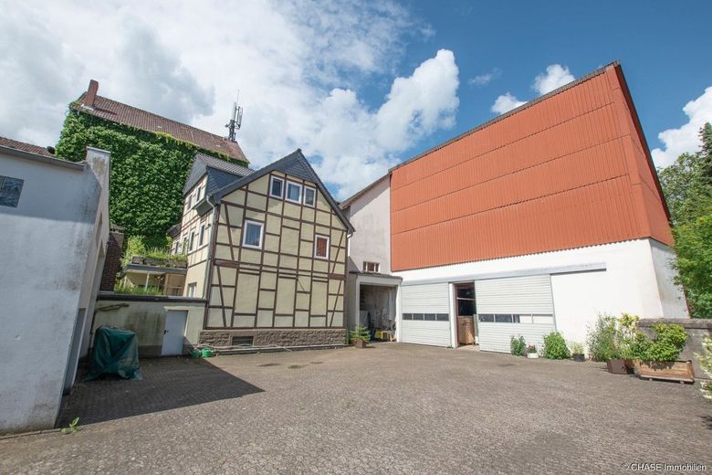 Einfamilienhaus &amp; Mühlengebäude - Historisch und Einzigartig Wohnen, Arbeiten, Entwickeln in Aerzen! – Hinterhof 2