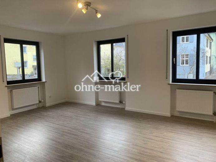 Schöne 3 Zi-Kü-Bad mit Balkon in Pfersee – Foto 1