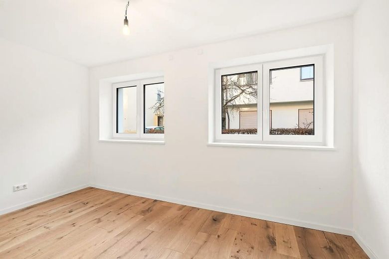 3,5-Zi.-EG-Wohnung, Erstbezug nach Kernsanierung – bis zu 45.000 € KfW-Zuschuss – Kinder-/Gäste-/Arbeitszimmer