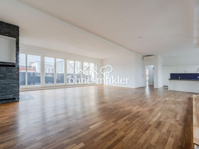 Dachgeschosswohnung direkt am Boxhagener Platz ! 7-Zimmer ! Provisionsfrei ! – Foto 1