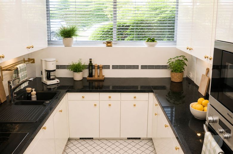 "Ein Traum von Zuhause auf 1.190 m² Grundstück - Großzügigkeit, Ruhe und Potenzial vereint". – Küche