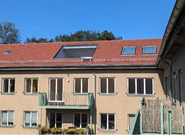 Loggia zum ruhigen Innenhof