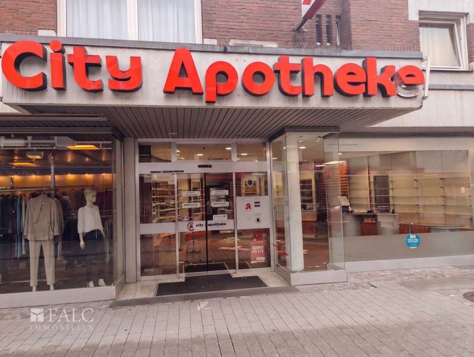 SICHTBARKEIT OHNE LIMIT! Über 100 m² Potenzial in Bestlage! Nebenwirkungen: massives Kundenaufkommen – Ladenlokal (1)