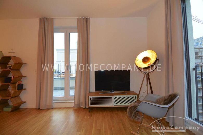 Möblierte Zwei-Zimmer-Wohnung in Kreuzberg mit Dachterrasse, Berlin – 044b4b1e25ca66b8f189c03837432ee7778066cc.jpg