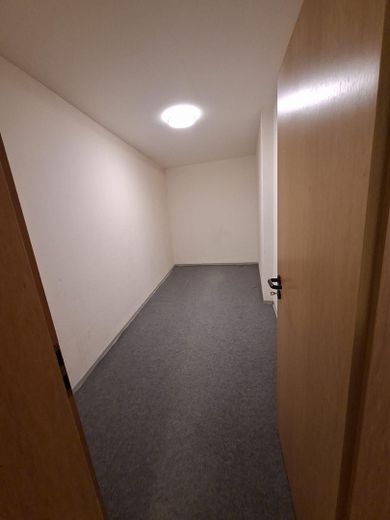 Gemütliche Wohnung - mit Fahrstuhl - in zentraler Lage von Waltershausen – फोटो 14
