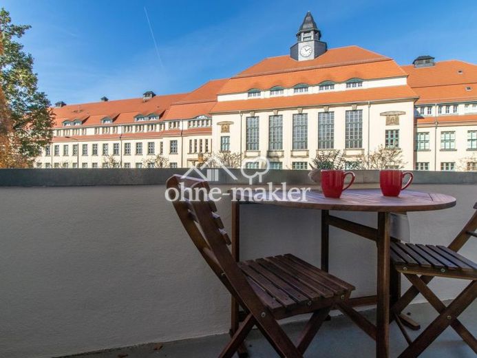 Sonderpreis, Alles inklusive: voll eingerichtete 2-Zi-Whg mit schickem Bad/Balkon – Foto 1