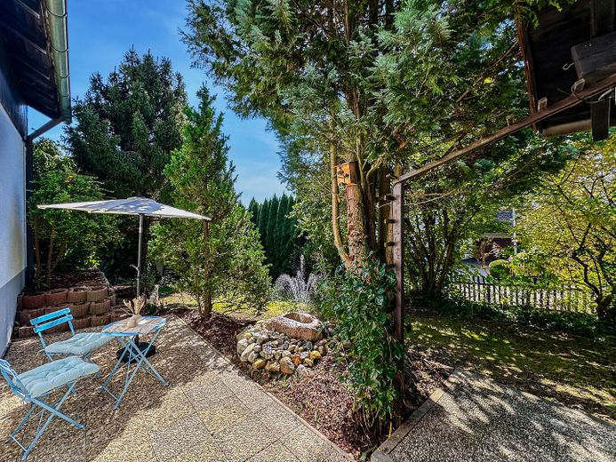 West-Terrasse mit Springbrunne