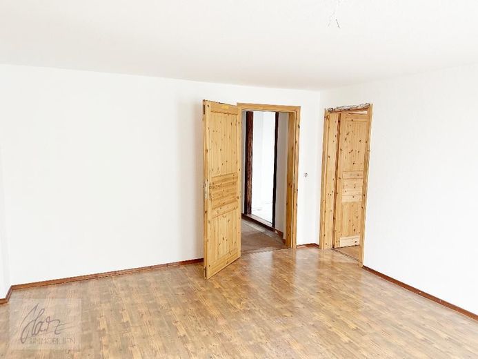 ***VIEL PLATZ &amp; BESONDERER WOHNCHARAKTER - 6-ZIMMER-MAISONETTE MIT KAMIN*** ab demnächst zu vermieten – Schlafzimmer 2 - untere Wohnebene