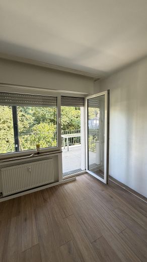 4 Zimmer mit Parkblick – frisch renoviert im energetisch sanierten Altbau – Foto 14