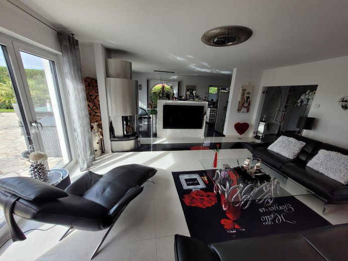 25 Min. von Hannover-Innenstadt- äußerst seltene Panoramalage – Wohnzimmer