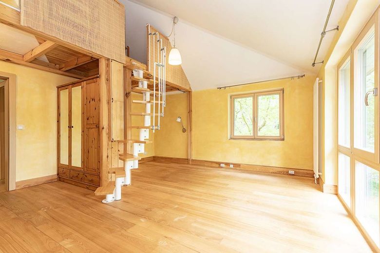 Moderne Architektenvilla in Hanglage - Design, Licht &amp; Natur in Perfektion – Schlafzimmer 1 OG