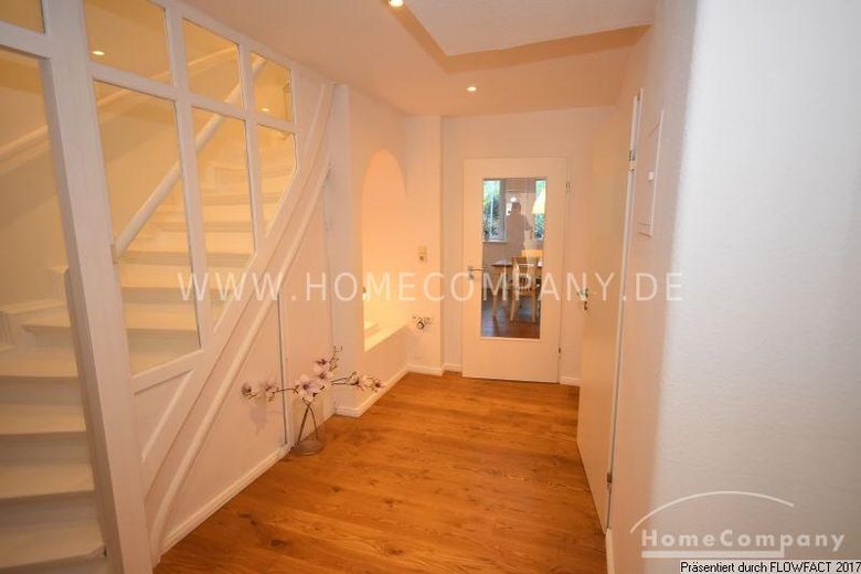 ***Appartamento di prima classe su 2 piani con giardino – be16a0ea72c976ac7d4a4e92684bb130cf6e32d8.jpg