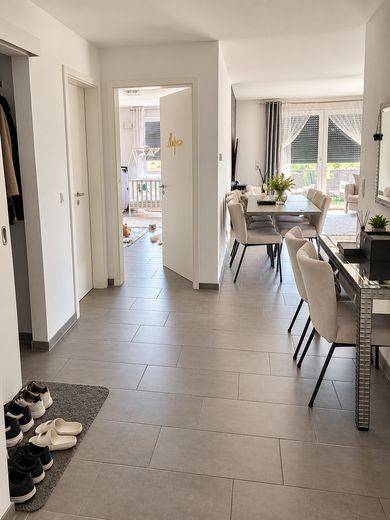 Lebendig wohnen: 3,5-Zimmer-Wohnung in Kelsterbach – Foto 5