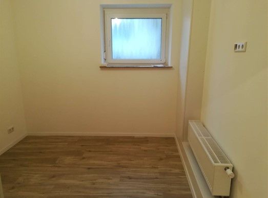 Exklusive 2-Zimmer-EG-Wohnung mit Inselküche – Schlafzimmer