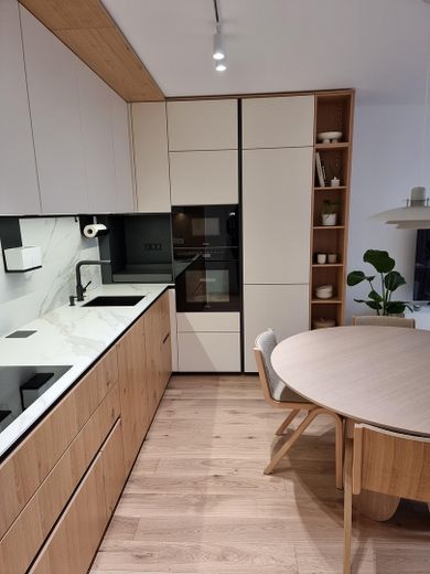 3-Zimmer-Wohnung | Vollmöbliert & inkl. Parkplatz | Friedrichshain – Foto 5