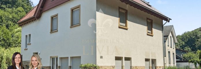 Exklusives Zweifamilienhaus in ruhiger Lage – Stilvoll saniert und bezugsbereit