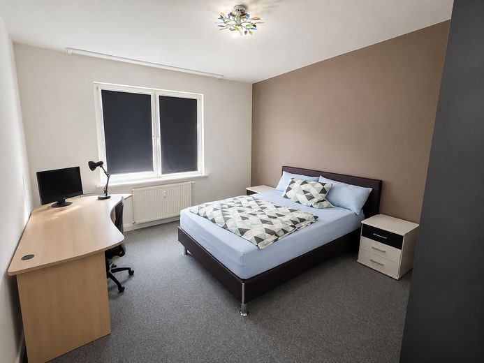 Neat 3-room apartment with balcony – Schlafzimmer