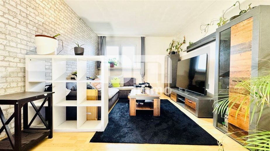 Modernisiertes Ein-/ Zweifamilienhaus inkl. PV-Anlage + 
Garage auf Traumgrundstück – KG WE4 Wohn / Esszimmer